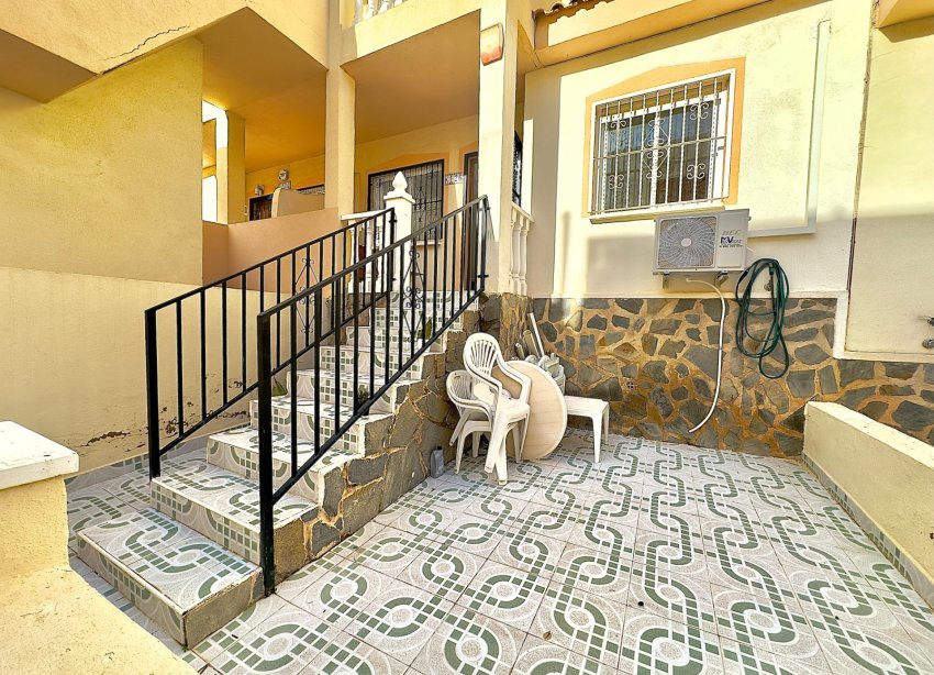 Rynek Wtórny - Bungalow / Domek parterowy - Orihuela Costa - La Florida