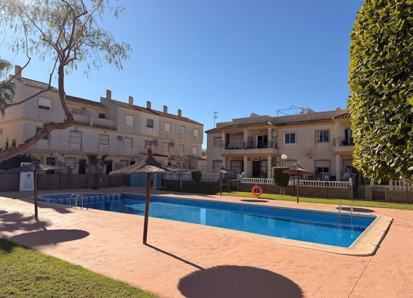 Rynek Wtórny - Bungalow / Domek parterowy - Orihuela Costa - Las Filipinas