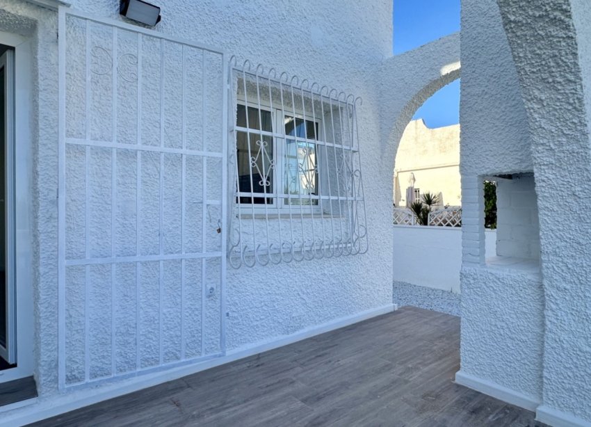 Rynek Wtórny - Bungalow / Domek parterowy - Orihuela Costa - Las Filipinas