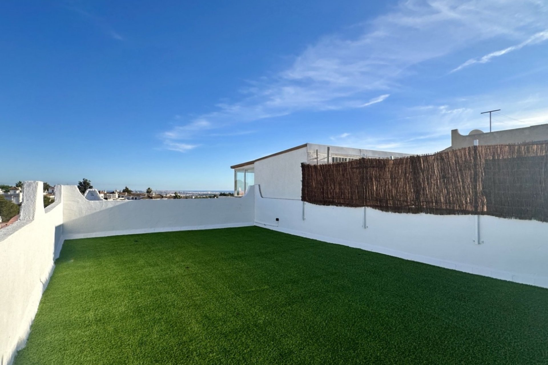 Rynek Wtórny - Bungalow / Domek parterowy - Orihuela Costa - Las Filipinas