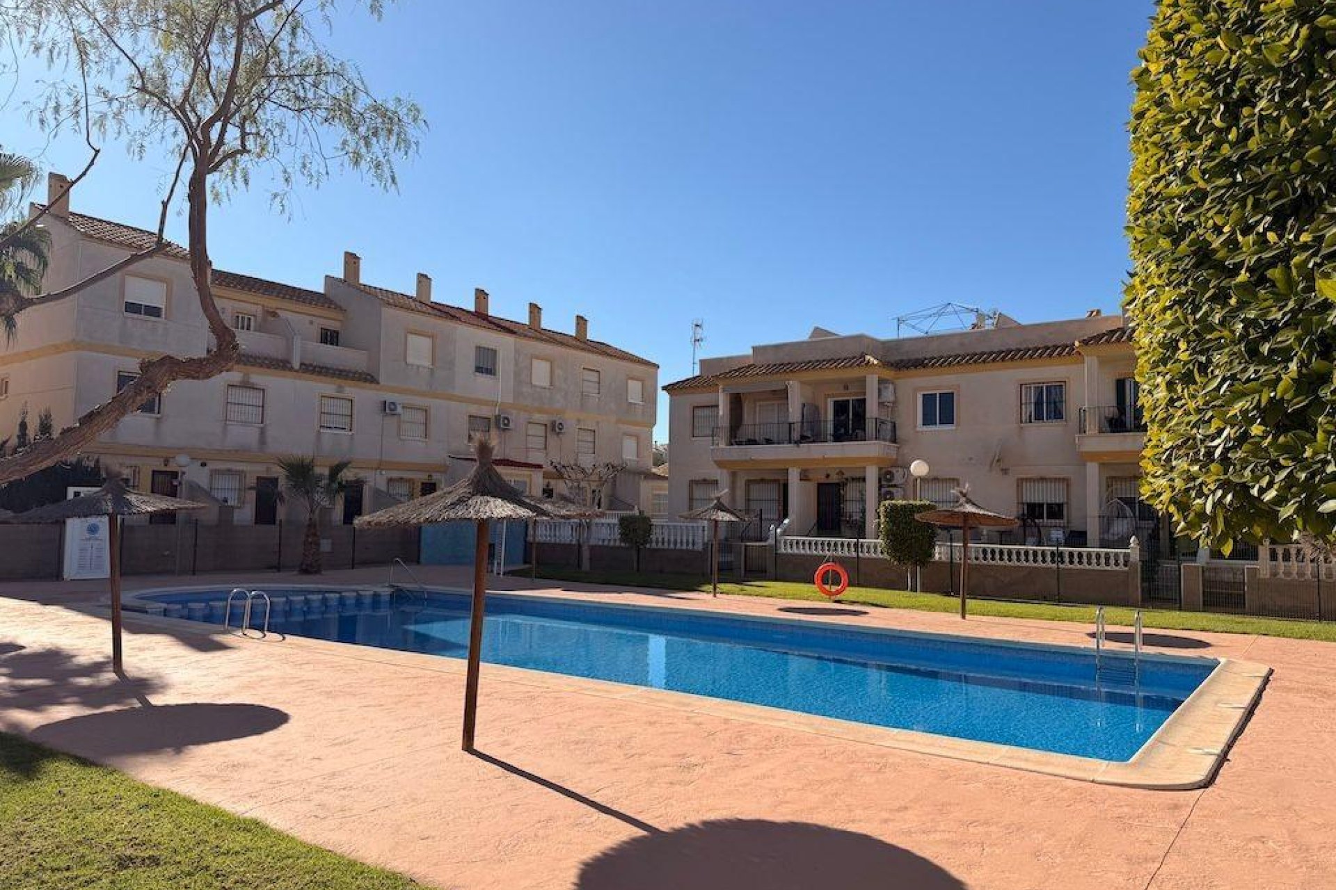 Rynek Wtórny - Bungalow / Domek parterowy - Orihuela Costa - Las Filipinas
