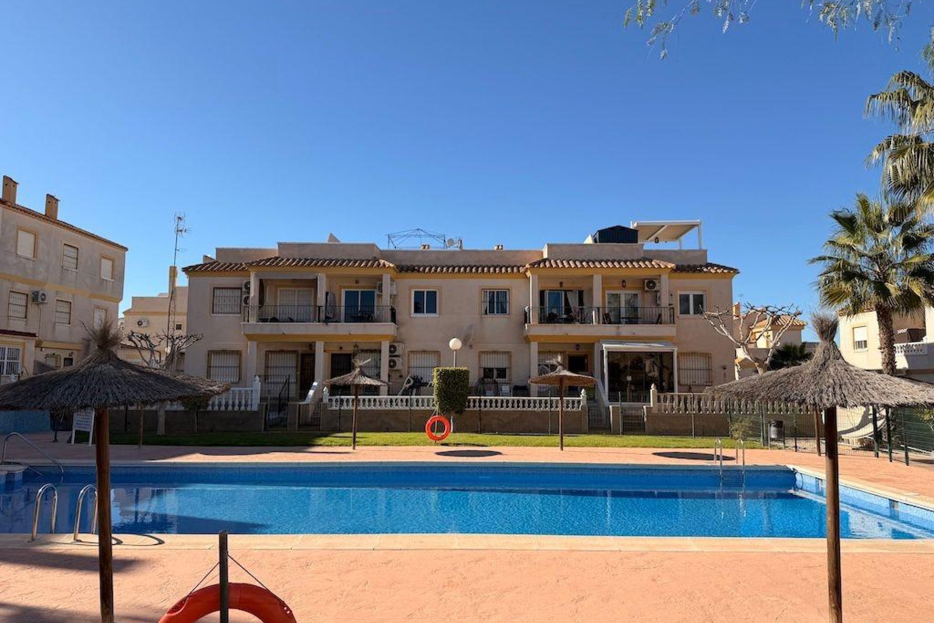 Rynek Wtórny - Bungalow / Domek parterowy - Orihuela Costa - Las Filipinas