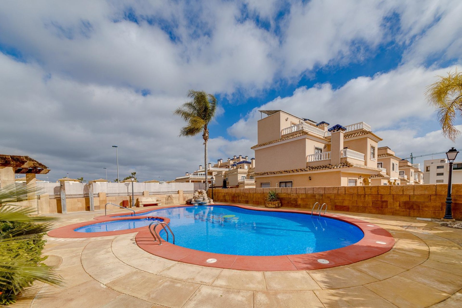 Rynek Wtórny - Bungalow / Domek parterowy - Orihuela Costa - Los Dolses