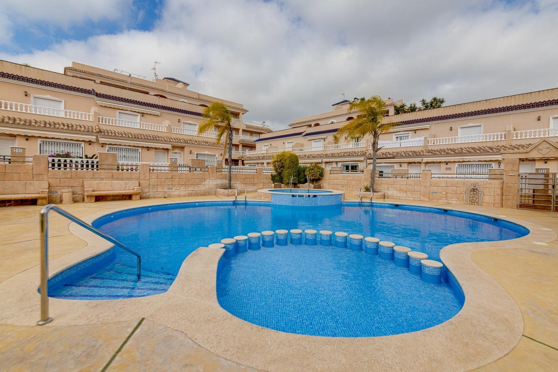 Rynek Wtórny - Bungalow / Domek parterowy - Orihuela Costa - Los Dolses