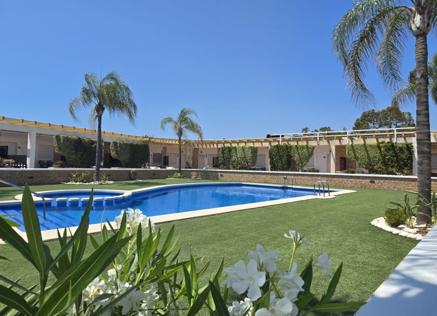 Rynek Wtórny - Bungalow / Domek parterowy - Orihuela Costa - Mil Palmeras