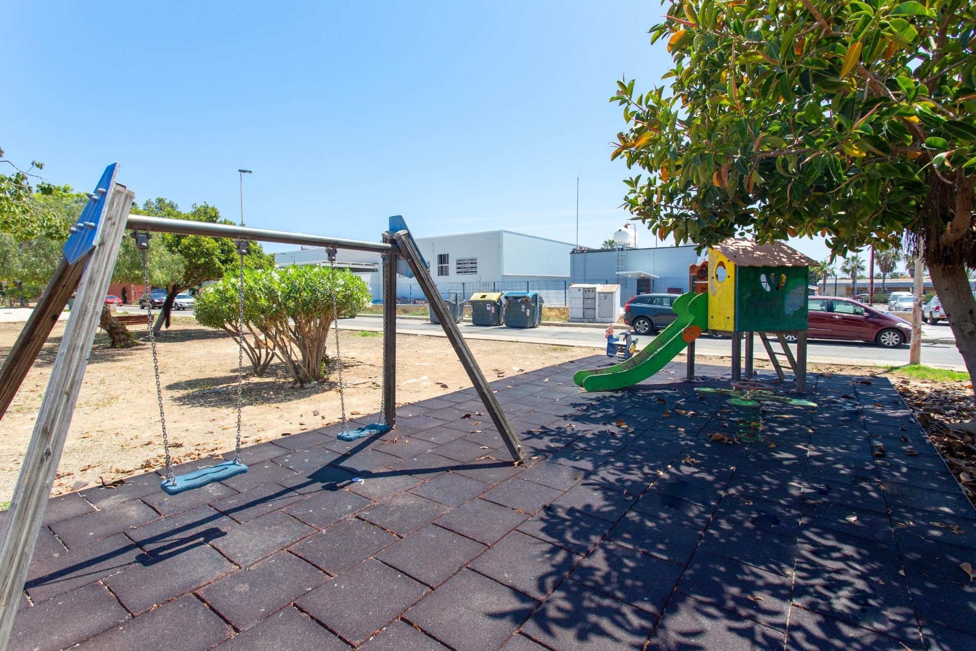 Rynek Wtórny - Bungalow / Domek parterowy - Orihuela Costa - Punta Prima