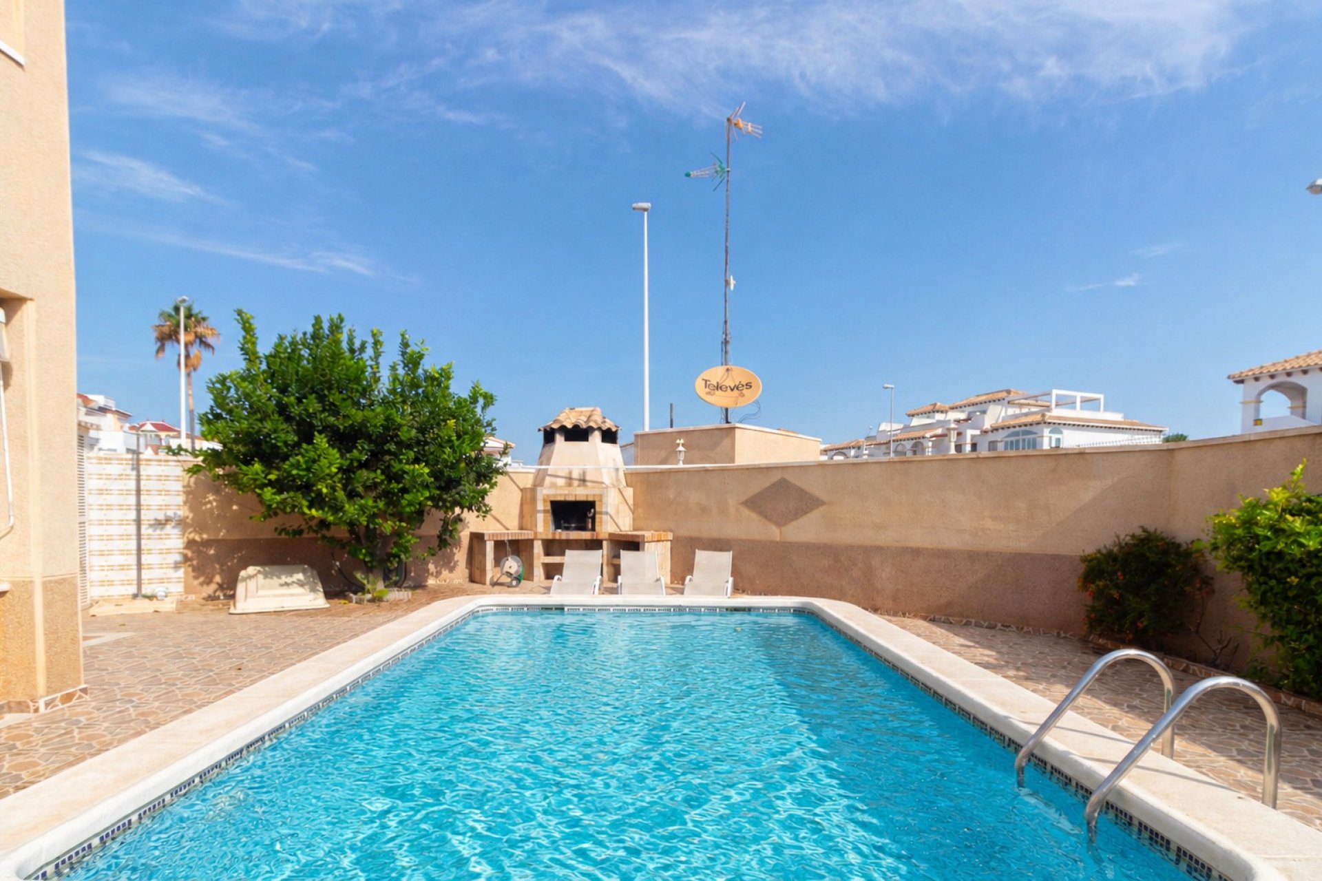 Rynek Wtórny - Bungalow / Domek parterowy - Orihuela Costa - Punta Prima