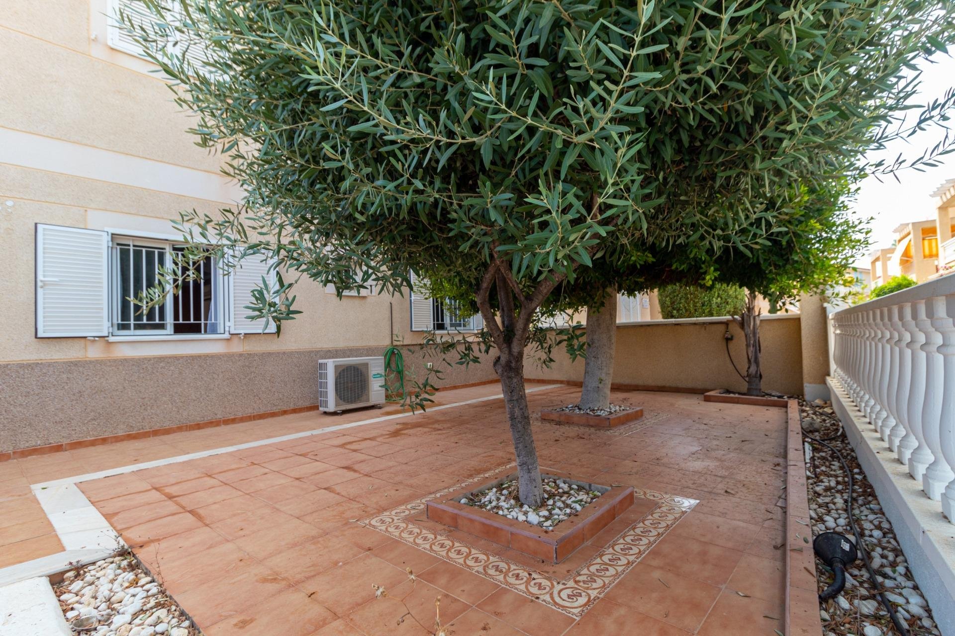 Rynek Wtórny - Bungalow / Domek parterowy - Orihuela Costa - Punta Prima