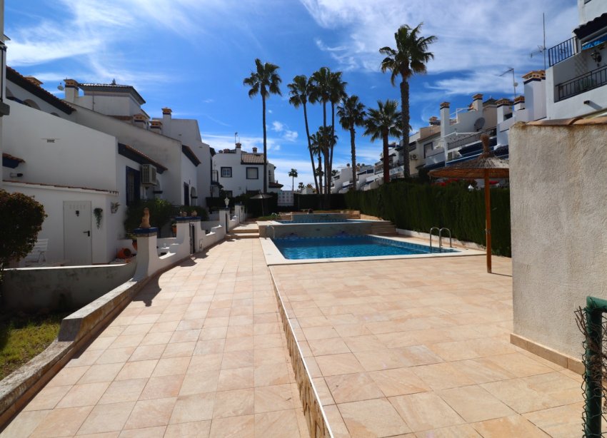 Rynek Wtórny - Bungalow / Domek parterowy - Orihuela Costa - Villamartín