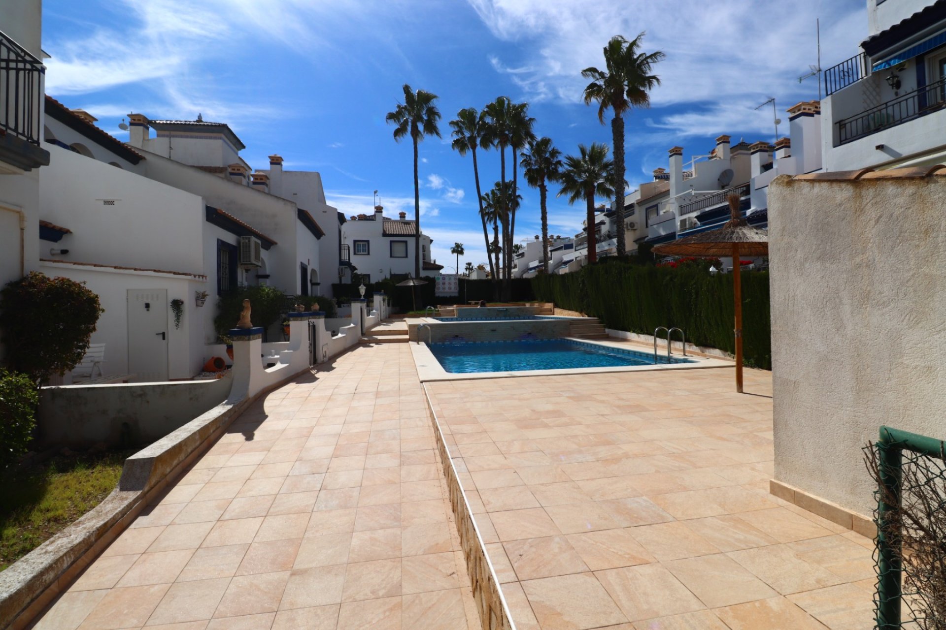 Rynek Wtórny - Bungalow / Domek parterowy - Orihuela Costa - Villamartín