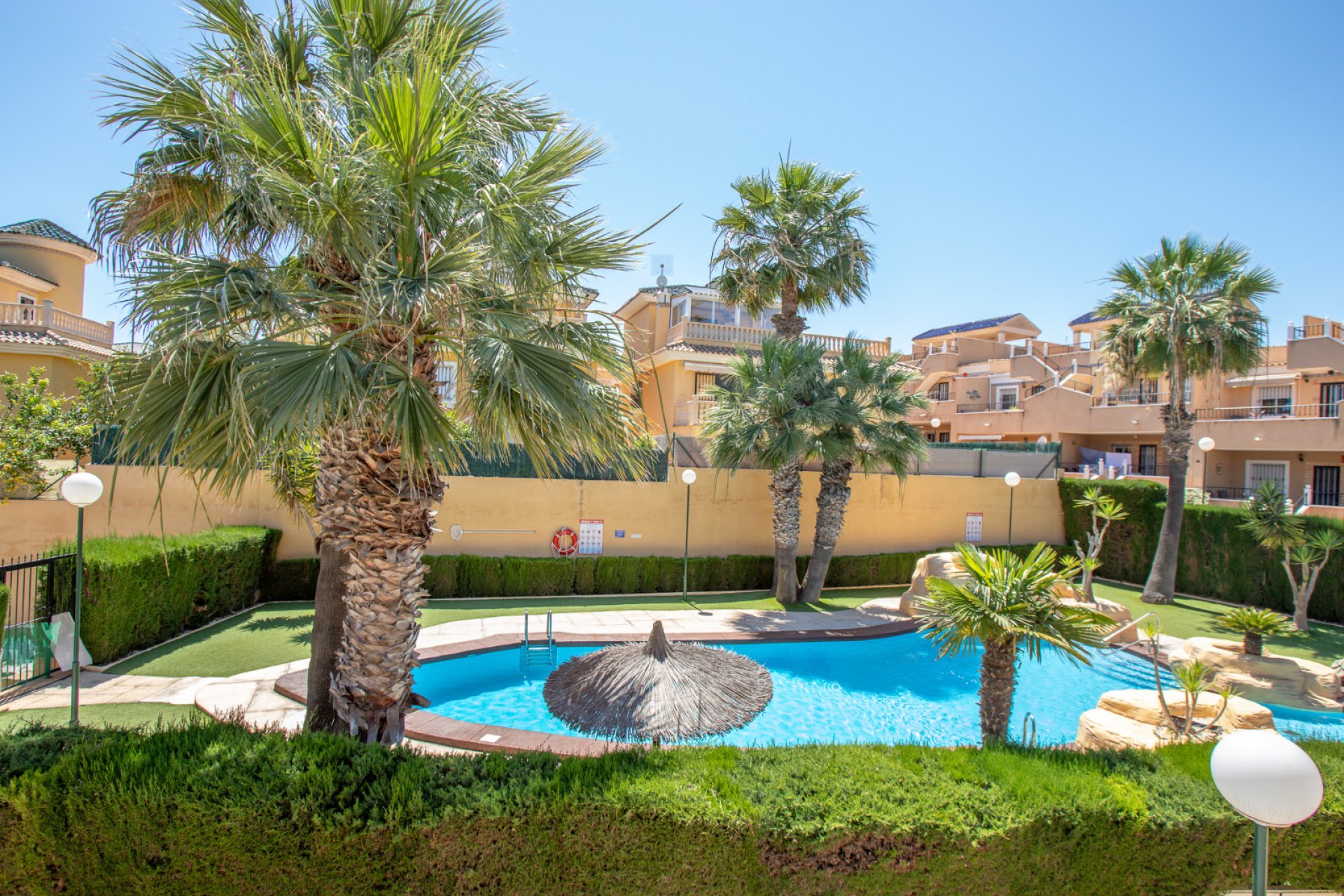 Rynek Wtórny - Bungalow / Domek parterowy - Orihuela Costa - Villamartín