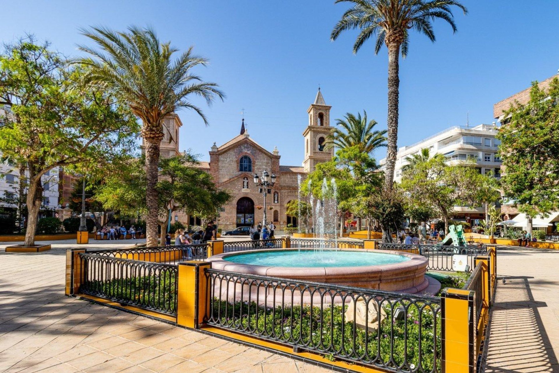 Rynek Wtórny - Bungalow / Domek parterowy - Torrevieja - Centro - Muelle Pesquero