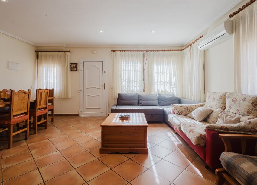 Rynek Wtórny - Bungalow / Domek parterowy - Torrevieja - La Mata