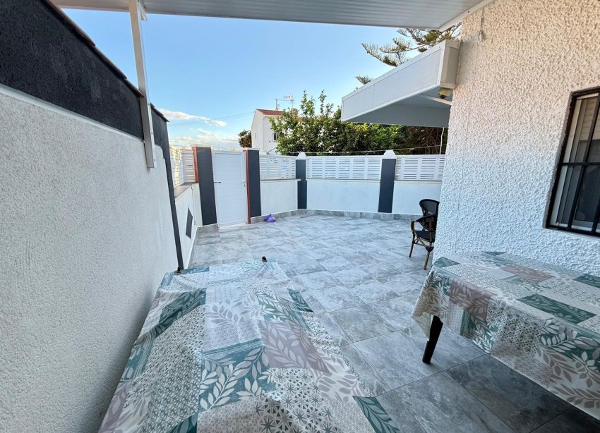 Rynek Wtórny - Bungalow / Domek parterowy - Torrevieja - La Siesta - El Salado - Torreta