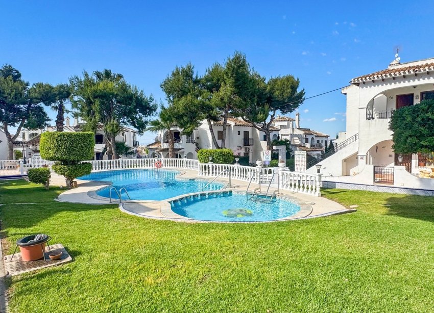Rynek Wtórny - Bungalow / Domek parterowy - Torrevieja - Nueva Torrevieja