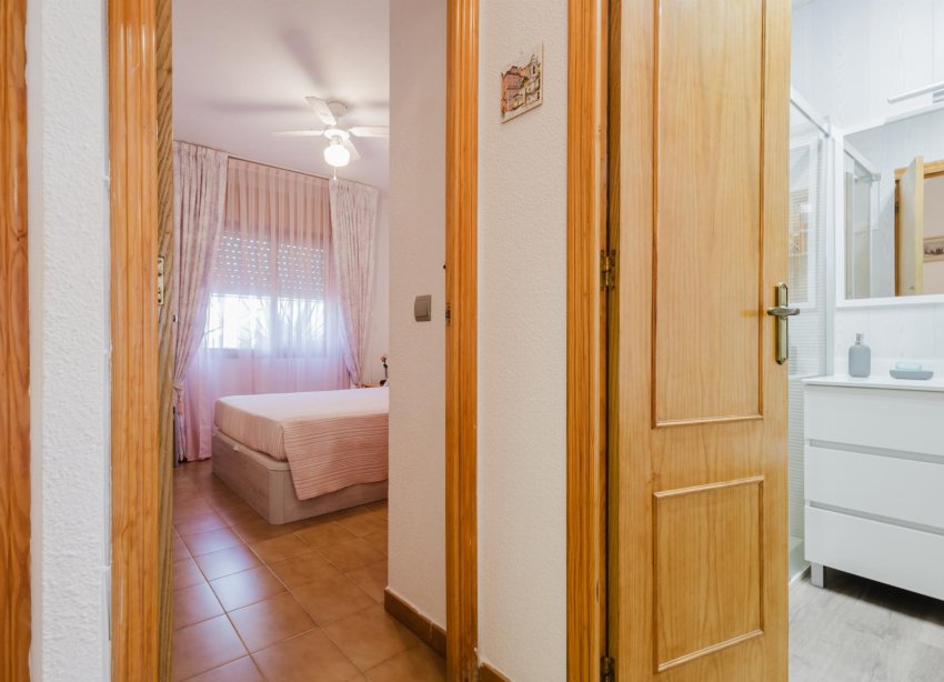 Rynek Wtórny - Bungalow / Domek parterowy - Torrevieja - playa de los naufragos