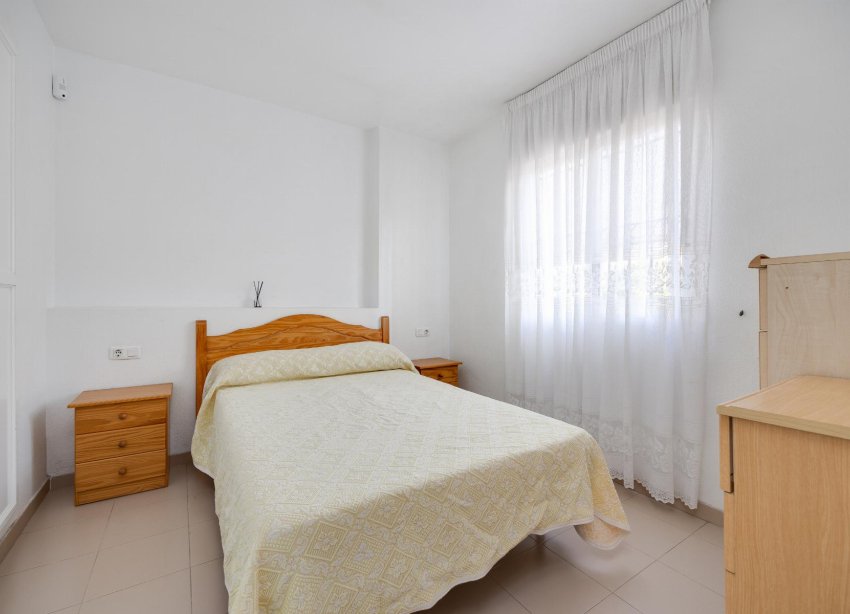 Rynek Wtórny - Bungalow / Domek parterowy - Torrevieja - playa de los naufragos