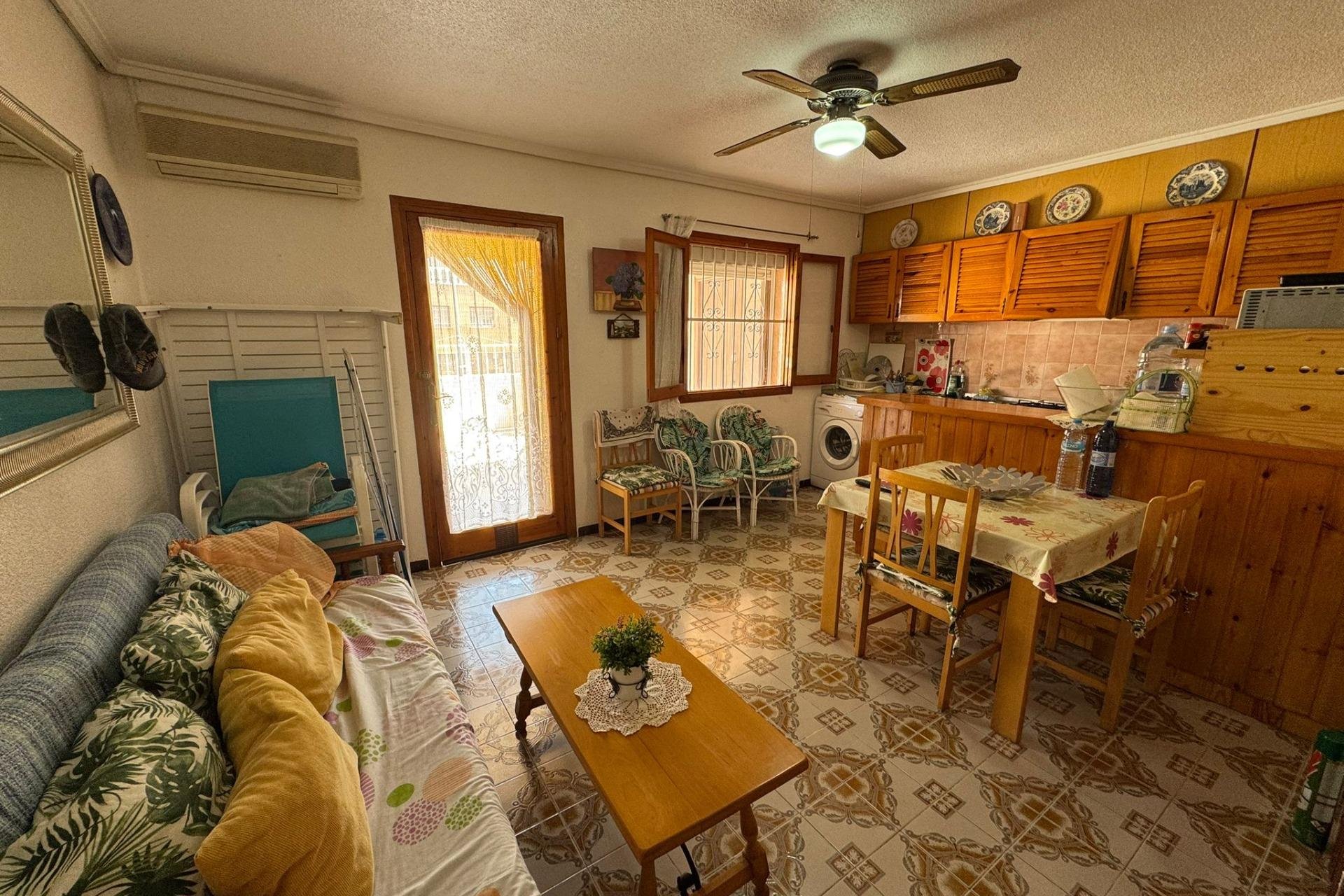 Rynek Wtórny - Bungalow / Domek parterowy - Torrevieja - Playa de los Naufragos
