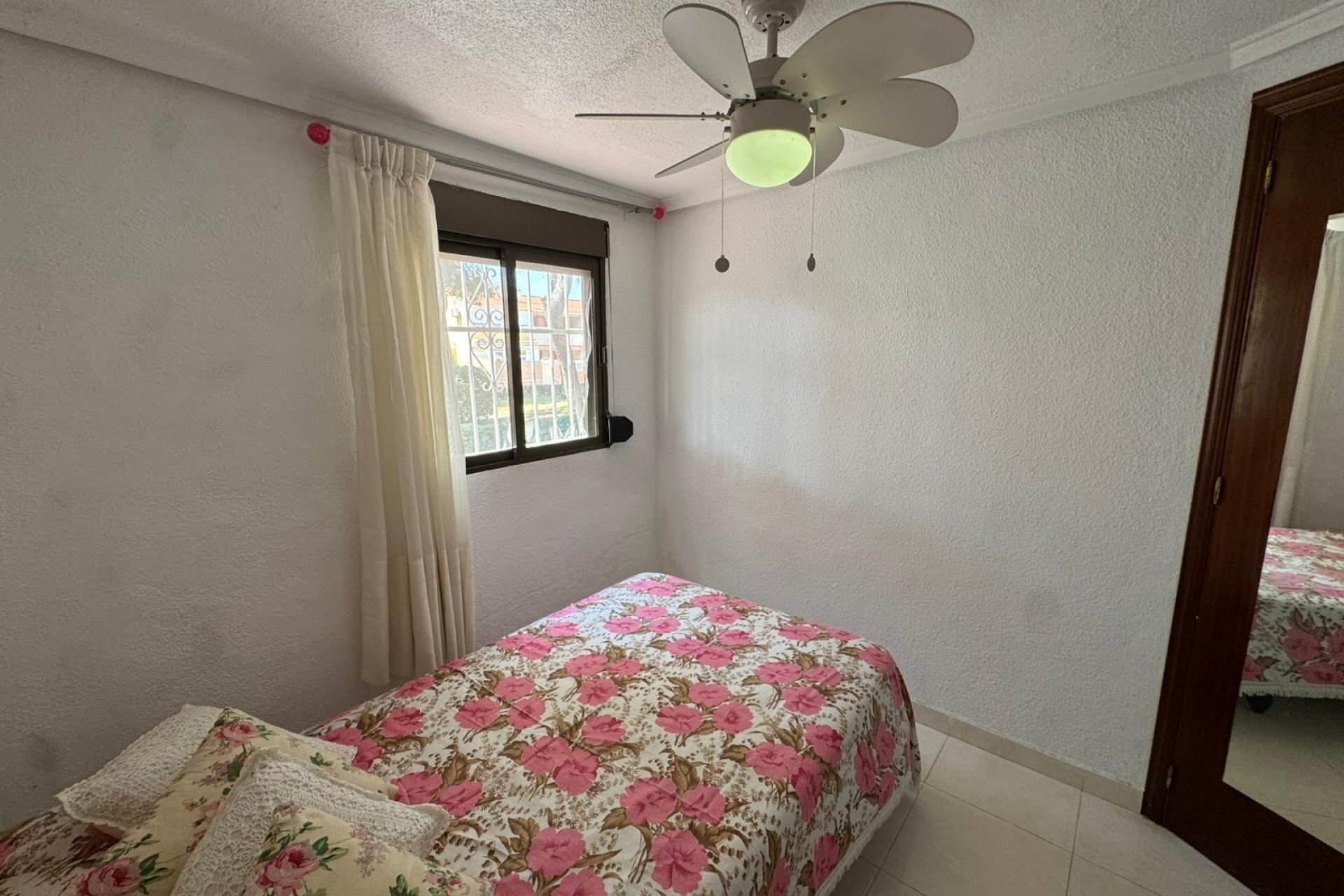 Rynek Wtórny - Bungalow / Domek parterowy - Torrevieja - Playa de los Naufragos