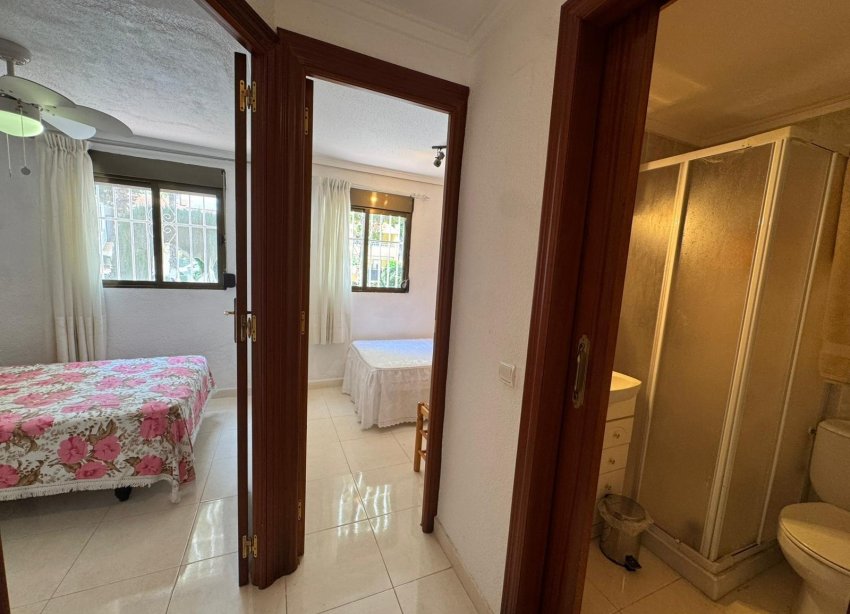 Rynek Wtórny - Bungalow / Domek parterowy - Torrevieja - Playa de los Naufragos