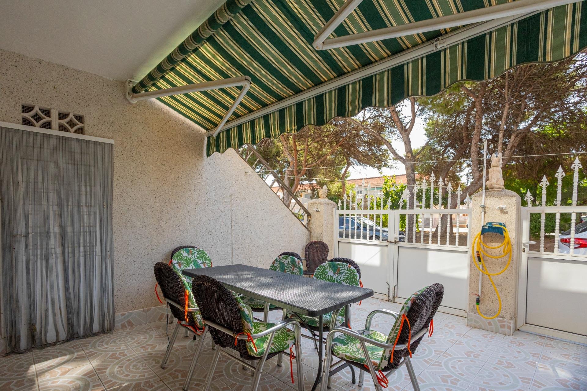 Rynek Wtórny - Bungalow / Domek parterowy - Torrevieja - Playa de los Naufragos