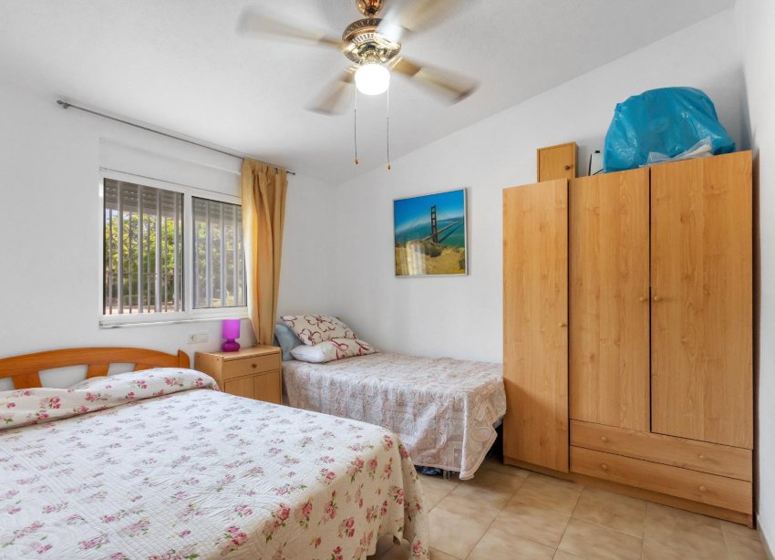 Rynek Wtórny - Bungalow / Domek parterowy - Torrevieja - Playa de los Naufragos