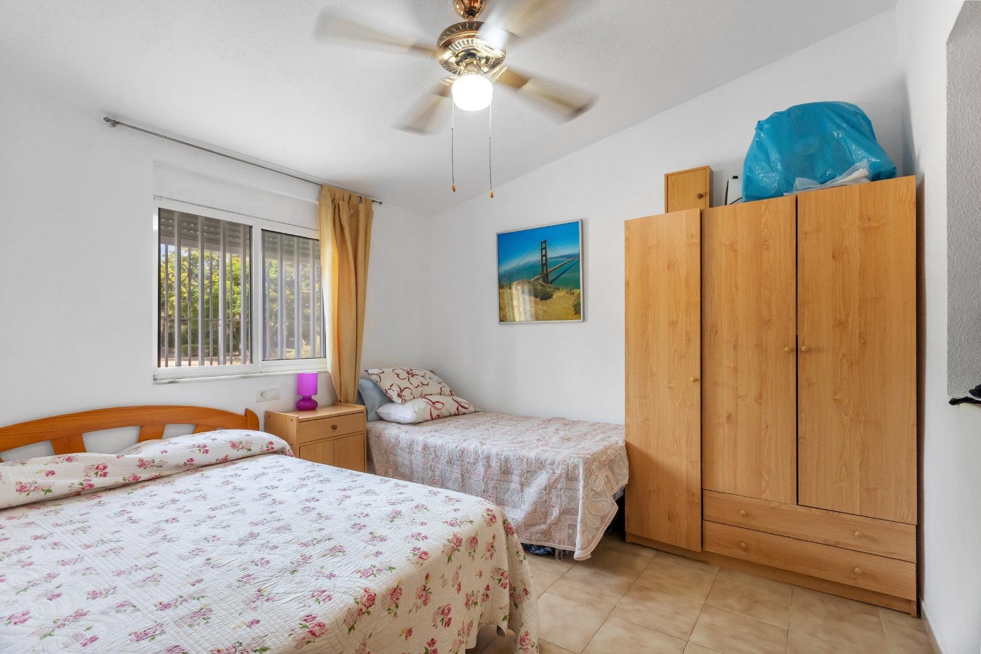 Rynek Wtórny - Bungalow / Domek parterowy - Torrevieja - Playa de los Naufragos