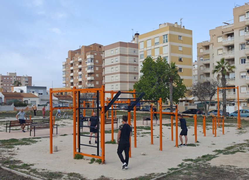 Rynek Wtórny - Bungalow / Domek parterowy - Torrevieja - Playa del Cura