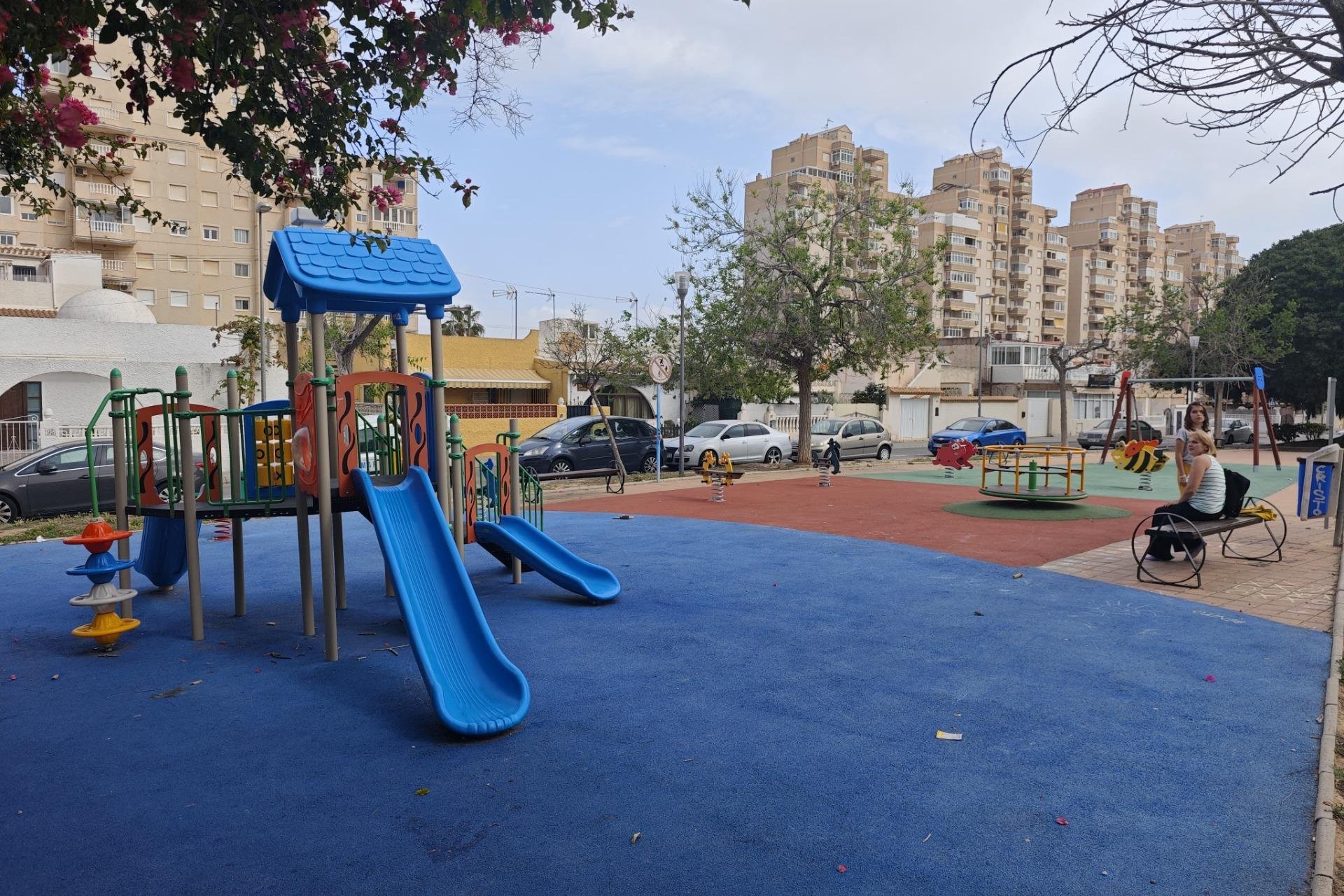 Rynek Wtórny - Bungalow / Domek parterowy - Torrevieja - Playa del Cura