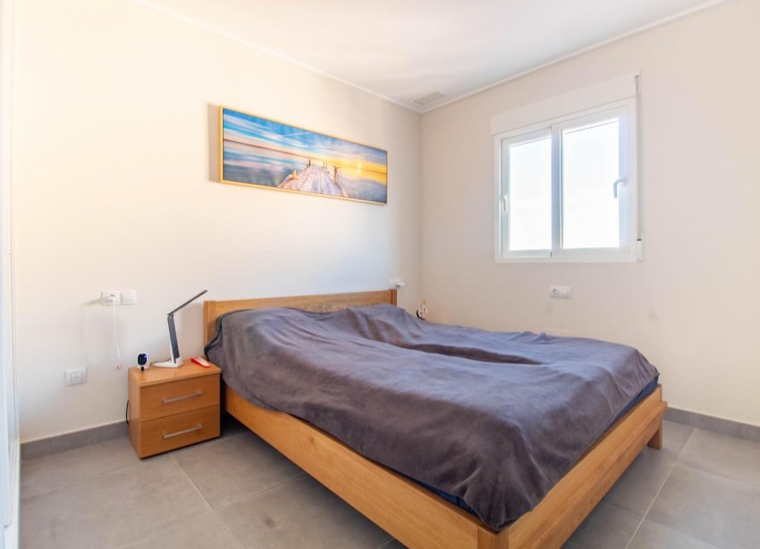 Rynek Wtórny - Bungalow / Domek parterowy - Torrevieja - Punta prima