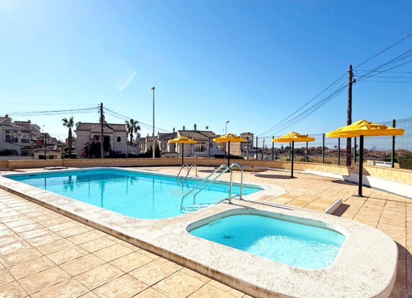 Rynek Wtórny - Bungalow / Domek parterowy - Torrevieja - Torrelamata - La Mata