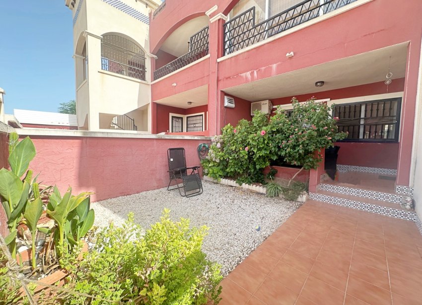 Rynek Wtórny - Bungalow / Domek parterowy - Torrevieja