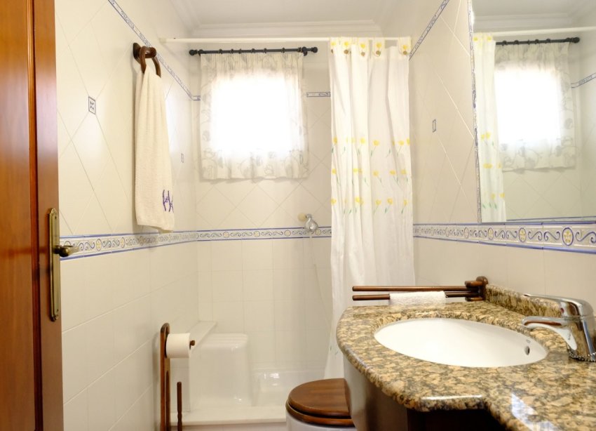 Rynek Wtórny - Dom na wsi - Orihuela