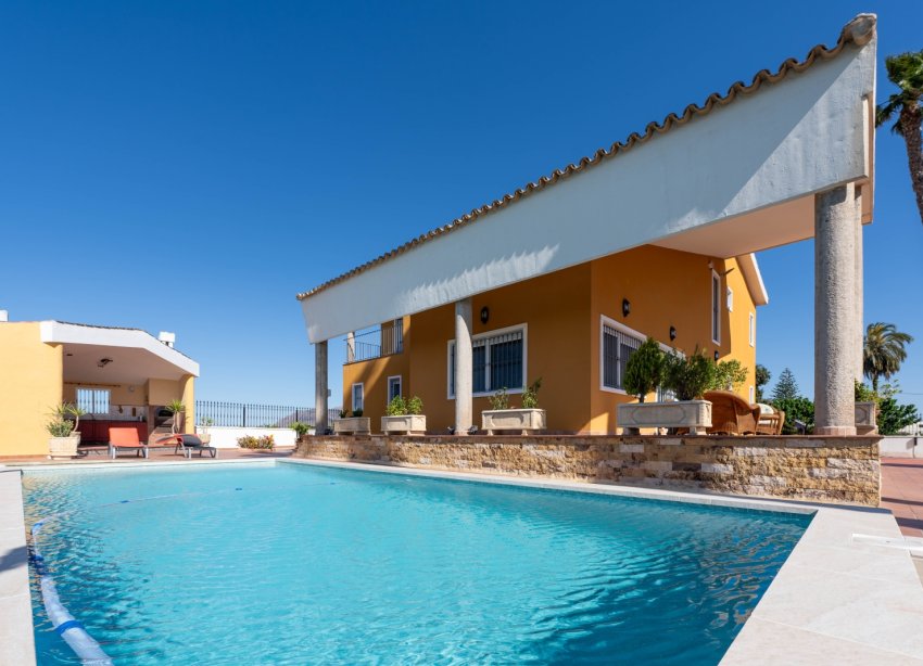 Rynek Wtórny - Dom na wsi - Orihuela