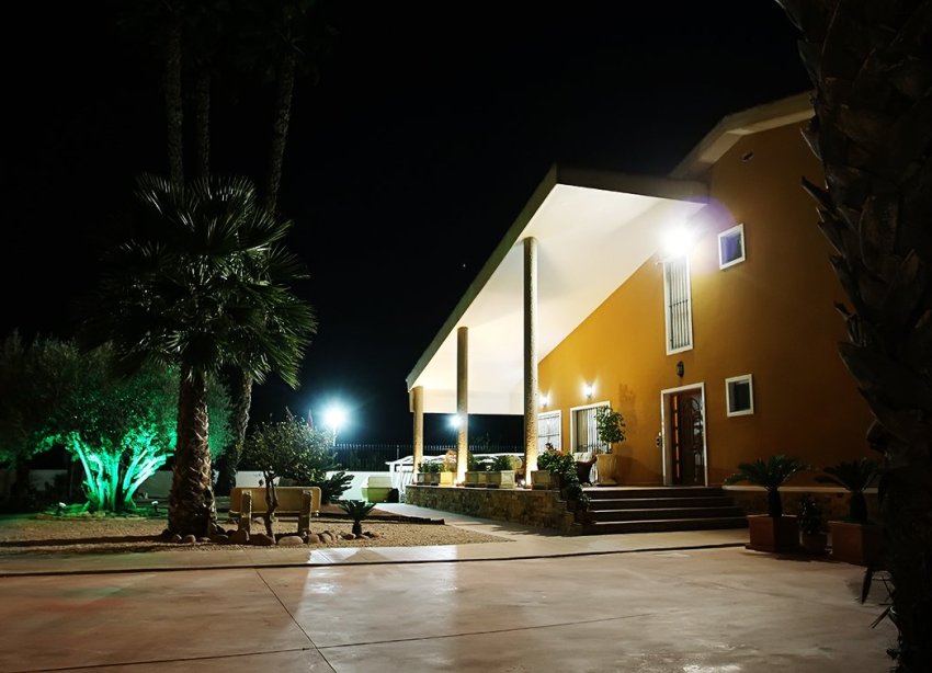 Rynek Wtórny - Dom na wsi - Orihuela