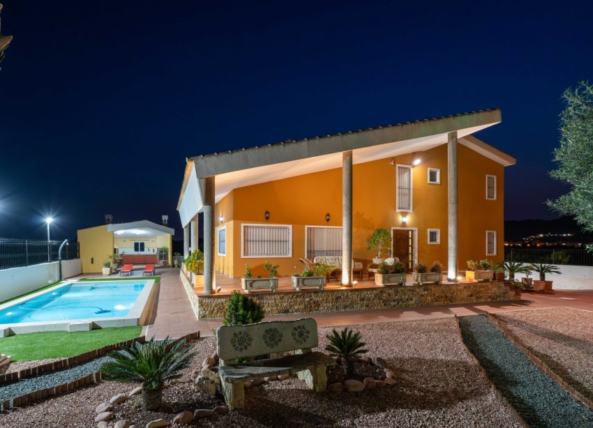 Rynek Wtórny - Dom na wsi - Orihuela