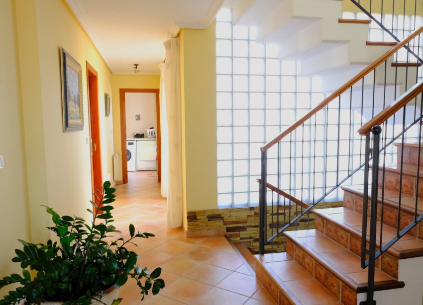 Rynek Wtórny - Dom na wsi - Orihuela