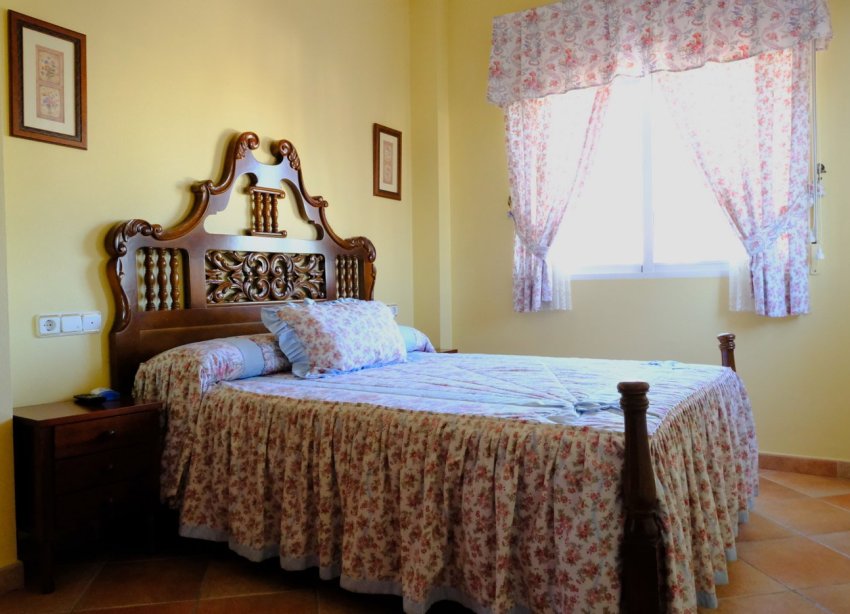 Rynek Wtórny - Dom na wsi - Orihuela