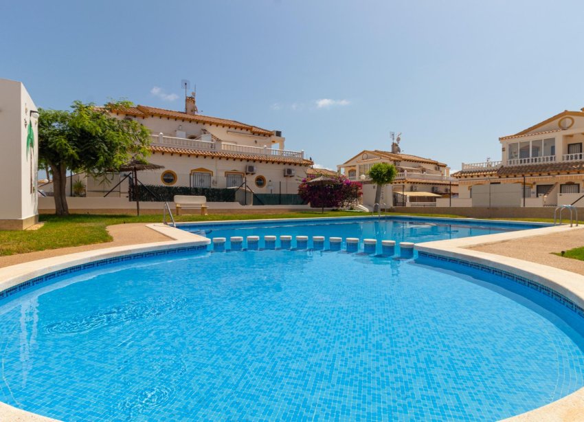 Rynek Wtórny - Dom szeregowy - Torrevieja - Los altos