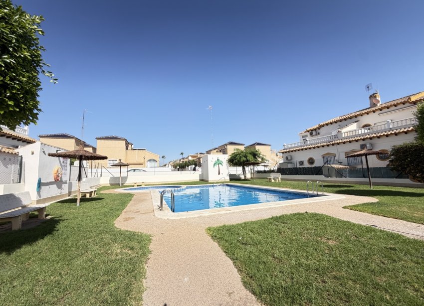 Rynek Wtórny - Dom szeregowy - Torrevieja - Los Altos