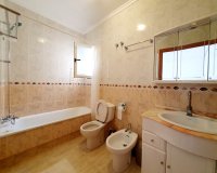 Rynek Wtórny - Dom szeregowy - Torrevieja