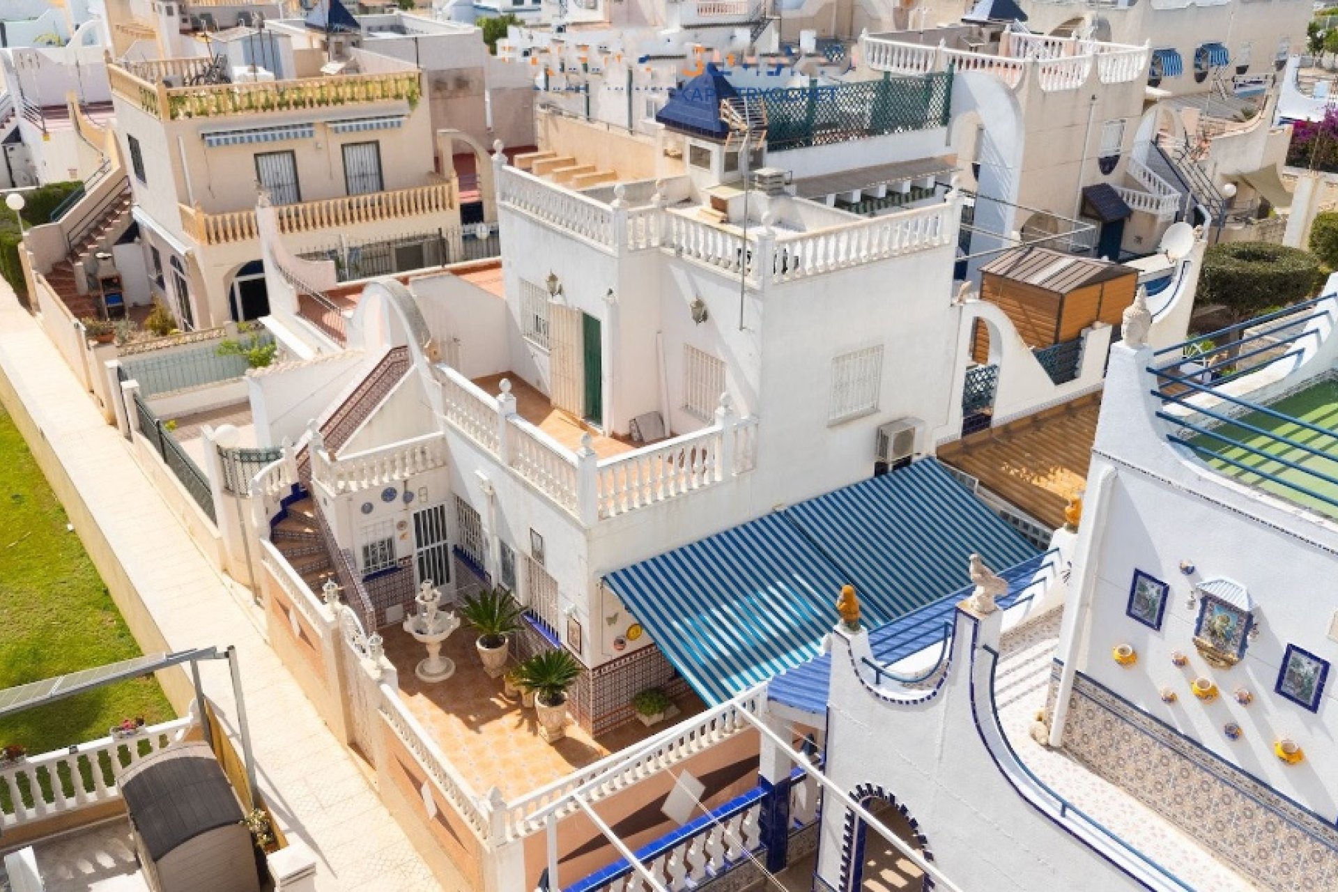 Rynek Wtórny - Dom szeregowy - Torrevieja