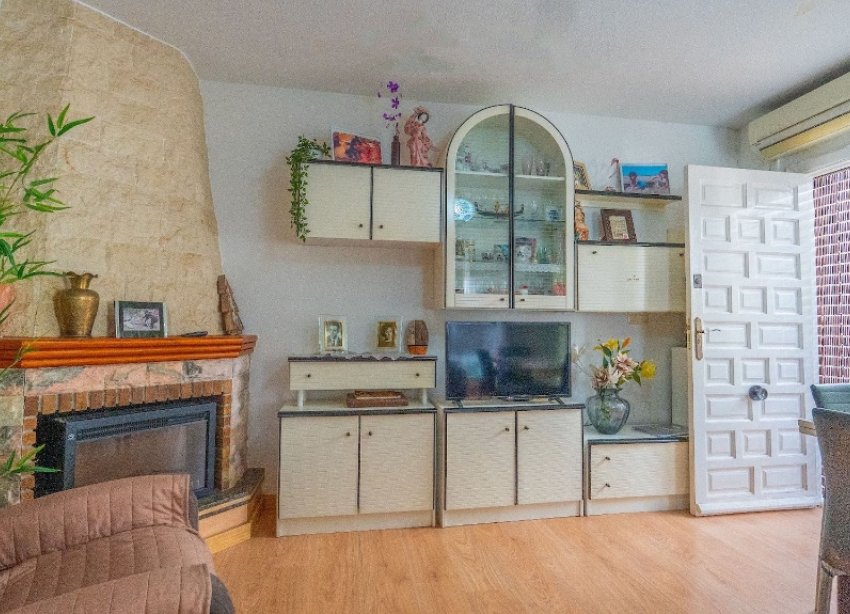 Rynek Wtórny - Dom szeregowy - Torrevieja