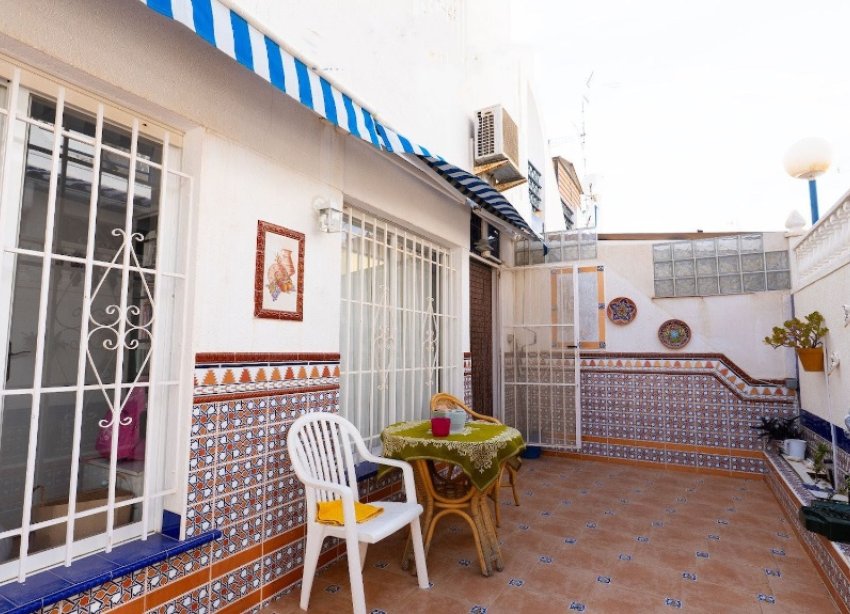 Rynek Wtórny - Dom szeregowy - Torrevieja
