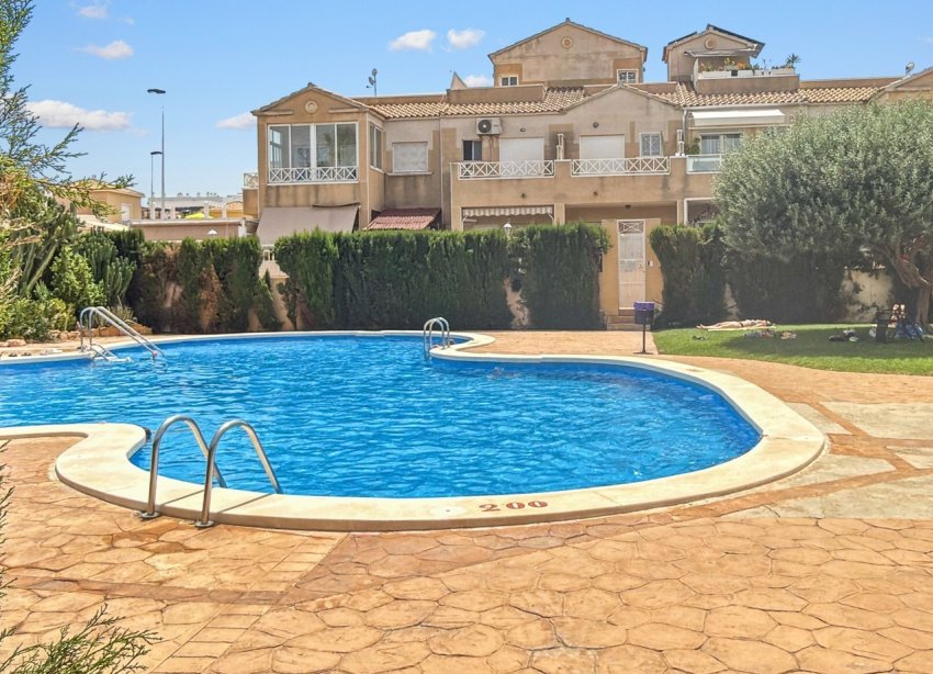 Rynek Wtórny - Dom szeregowy - Torrevieja