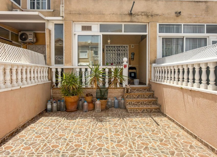 Rynek Wtórny - Dom szeregowy - Torrevieja