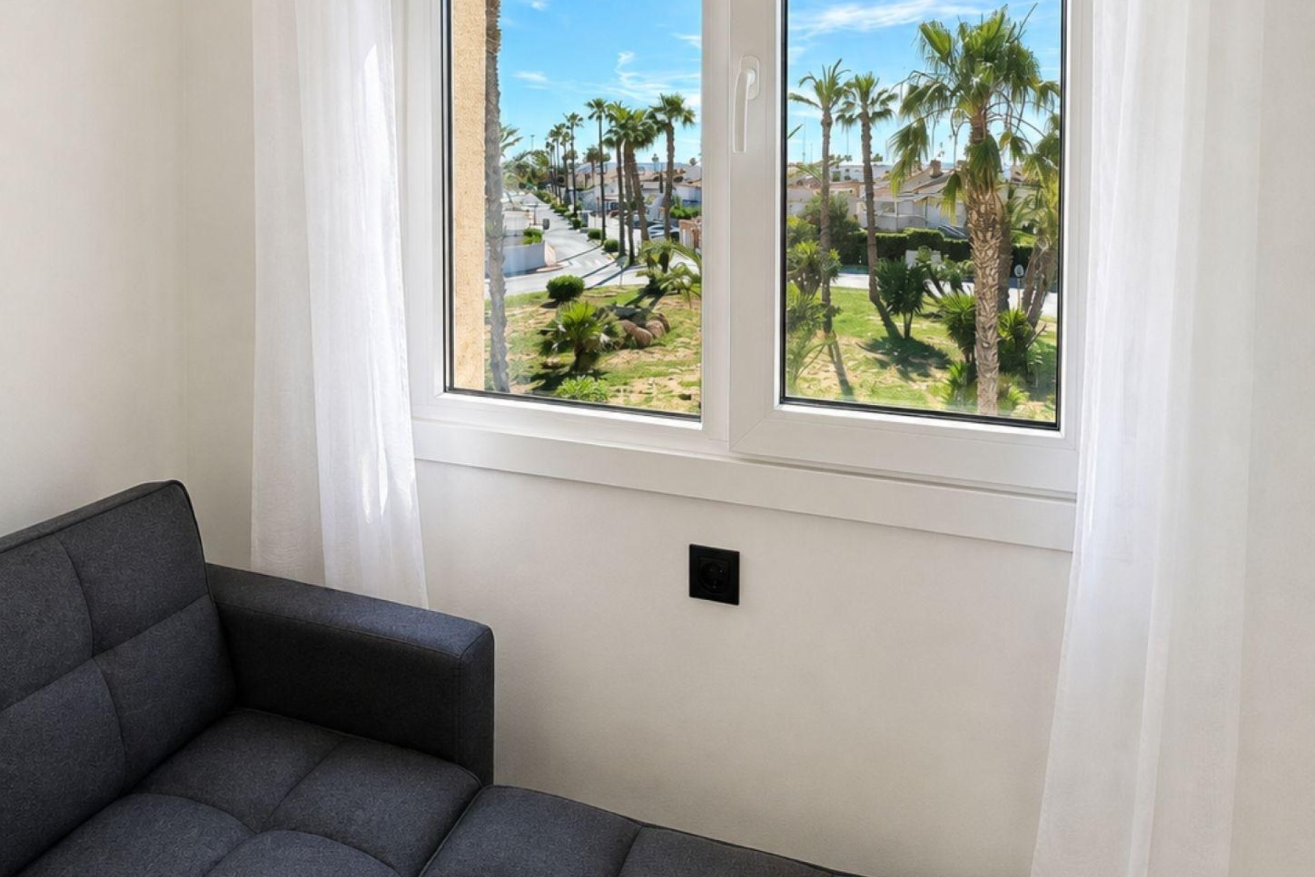 Rynek Wtórny - Duplex / Mieszkanie dwupoziomowe - Torrevieja - Carrefour