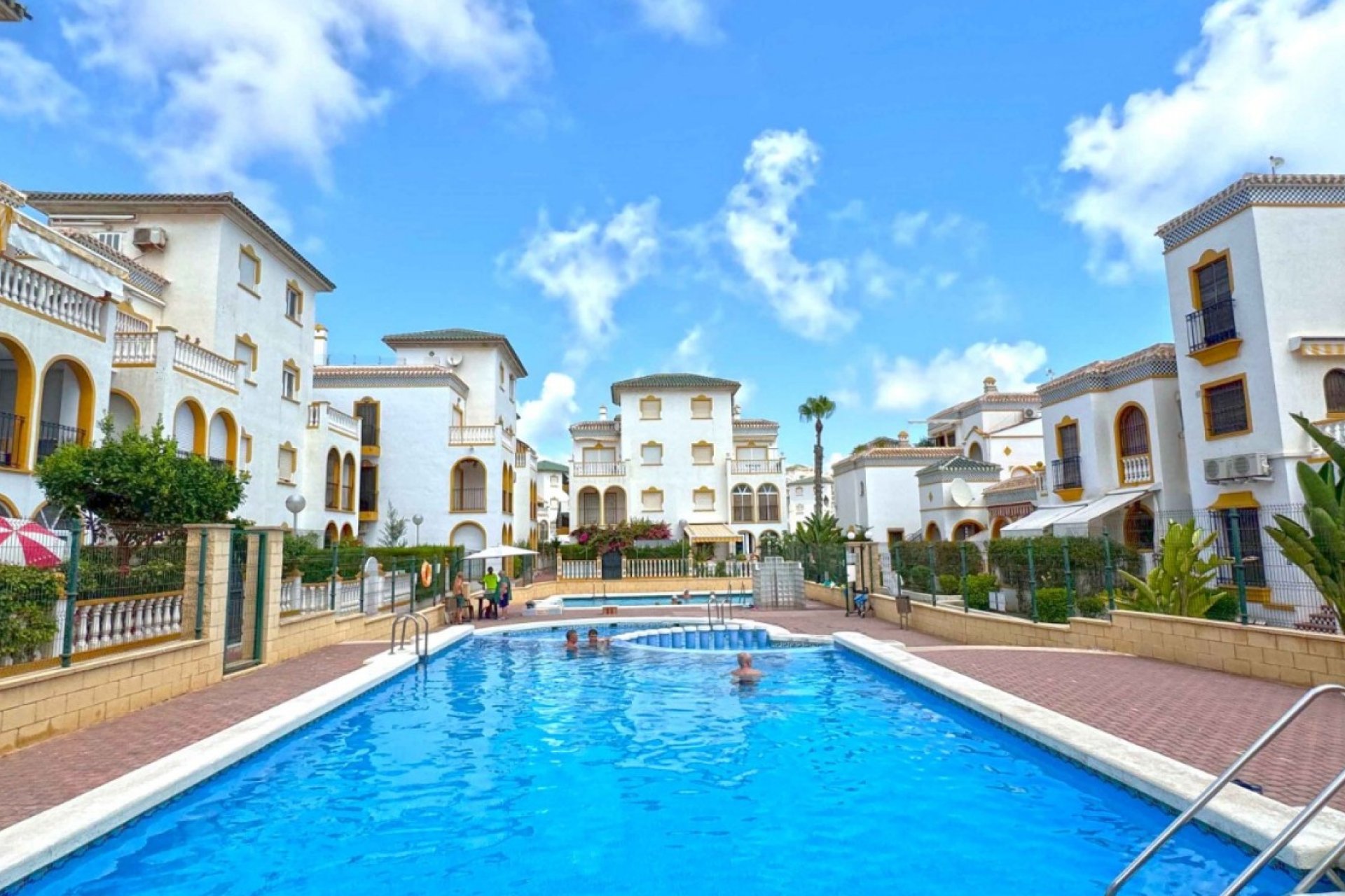 Rynek Wtórny - Duplex / Mieszkanie dwupoziomowe - Torrevieja - La Mata