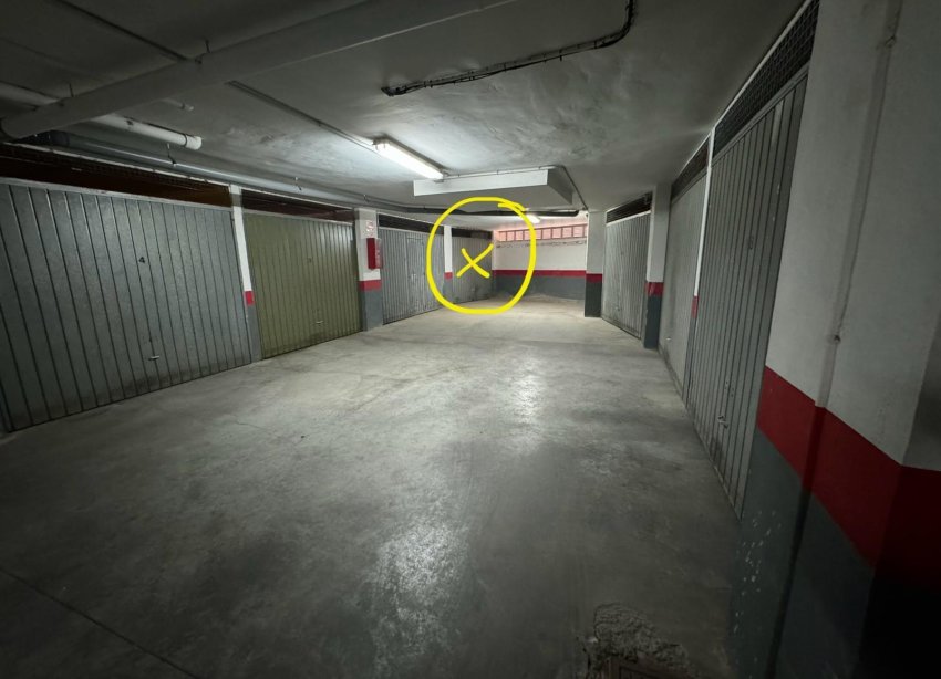 Rynek Wtórny - garage - Torrevieja - La Mata pueblo