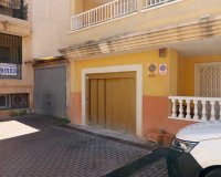 Rynek Wtórny - garage - Torrevieja - La Mata